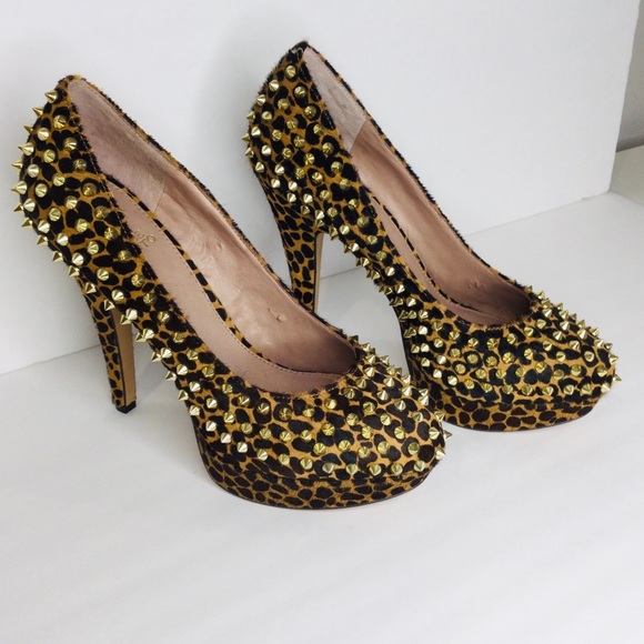 Animal Print Spike Heels - Picture 5 of 8